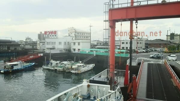 三津浜港を出港したところ